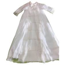 Large choix à petits prix, mais aussi des vêtements de grandes marques. Robes Fille Baby Dior Robe De Bapteme Ceremonie Soie Blanc Casse Ref 121880 Joli Closet