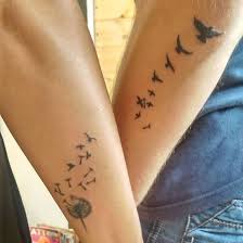1001 Ideas Y Consejos De Tatuajes Para Parejas Tatuajes De Parejas Diente De Leon Tatuaje Tatuaje De Diente