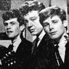 Bobby Ash's Instagram, Twitter & Facebook