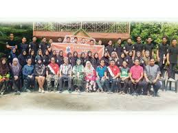 Pada 2009, sekolah menengah kebangsaan raja chulan memiliki 479 pelajar lelaki dan 485 pelajar perempuan. Bina Keyakinan Pelajar Smk Raja Chulan Jawab Soalan Matematik Berita Gps Bestari