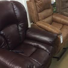 The company offers furniture from manufacturers, such as acacia, albany industries, american drew, apa marketing, ashley furniture industries, barcalounger, benchcraft, berkline furniture, catnapper. Akins Furniture Dogtown Furniture Store In Fort Payne