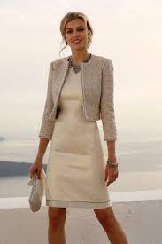 Vollständige fakten zur reinigung und konservierung von hochzeitskleidern kleid mit jacke wenn sie ihr hochzeitskleid so bald wie möglich nachdem ihrer hochzeit reinigen und aufbewahren, erhalten sie die bestmöglichen ergebnisse. Linea Raffaelli Cruise Collection 16 17 Set114 Jacke 161 772 01 Kleid 161 779 Collec Kleidung Brautmutter Festliche Kleider Hochzeit Brautmutter Outfit
