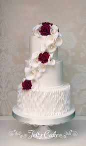 Calla Lily And Rose Wedding Cake Wedding Cake Roses Wedding Cake Red Wedding Cakes With Flowers