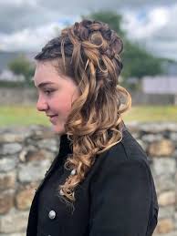 Maybe you would like to learn more about one of these? Coiffure Bapteme Felicitations Caroline Coiffure Facebook
