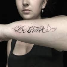 Toutes Mes Creations En Calligraphie Fond Noir Tattoo Je vous avais dis dans la semaine j' en aurai un nouveau et bien le voici. calligraphie fond noir tattoo