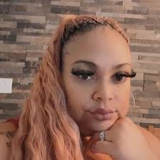 Ebony Lacour's Instagram, Twitter & Facebook