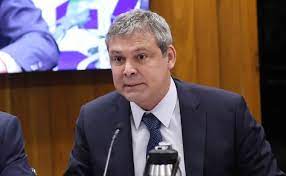 Lindbergh reage a sanção dos EUA: “Todo o Brasil é Alexandre de Moraes” |  Vero Notícias