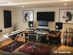 Daw (digital audio workstation) is an application or electronic device used for recording, editing, and producing audio. Onda Angled Classic Desks Line Zaor Studio Furniture