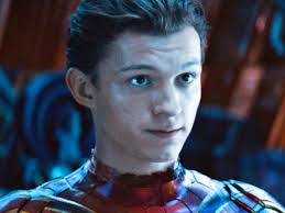 Aktor teatralny leander deeny był dubletem evansa w niektórych ujęciach przedstawiających sylwetkę steve'a rogersa sprzed. Aktor Spider Man Tom Holland Ujawnia Ogromny Avengers Endgame Spoiler W Wyrezyserowanej Rozmowie Infinity War Nowosci