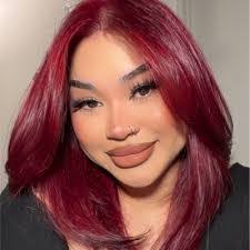 Adele Bevan's Instagram, Twitter & Facebook