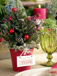 vʲiˈɡʲilja) is the traditional christmas eve vigil supper in poland, held on december 24. Table Decoration Craft Ideas For Christmas Festive Christmas Eve Interior Design Ideas Ofdesign
