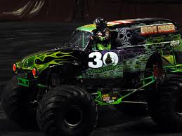 Break one of these, win a free ban. Free Monster Truck Wallpaper Monster Truck Wallpaper Download Wallpaperuse 1