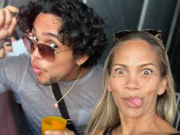 Jessica Fike-McCann (@domalexapple) • Instagram photos and videos