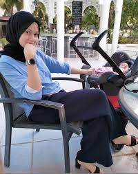 Lượt xem 3212029 năm trước. Peminat Puji Isteri Datuk Jamal Abdillah Tetap Cantik Menawan Lepas Bersalin Nona