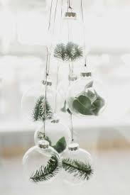Minimalist Christmas Ornaments With Eucalyptus And Spruce Branches Easy Diy Ju Minimalist Christmas Scandinavian Christmas Scandinavian Christmas Decorations