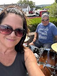 What a great afternoon of playing at the Linx Golf Club in Columbiana!  Thank you to State Representative Monica Blasdel and Chuck Blasdel for  having us, we had a great time!!❤️