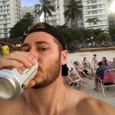 praia core da viagem anual com a família pro litoral 🤝 (5 dias trocando  treino e dieta por cachaça e sol)