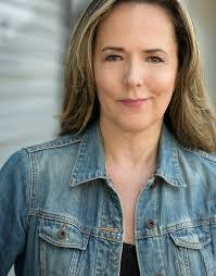 Wendy Waring's Instagram, Twitter & Facebook