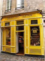 The Marais Is Known For The Fabulous Jewish Bakeries Rue Des Rosiers Le Marais Paris Paris Paris Travel Paris France