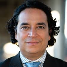 Of the popular sales and motivational experts listed below, who attributes  much of his success to the influence of noted psychologist Harry Levinson?  Zig Ziglar Wayne Dyer Brian Tracy Tony…