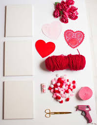 Valentine home decor ideas on frugal coupon living plus free valentine's day printables and valentine's day conversation heart yard decorations! 12 Easy Homemade Valentine Day Decorations Craft Mart