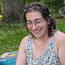 Hailey England (@haileyengland_)