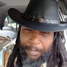 What are some good classic country music artists like Hank Williams or  George Jones?