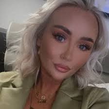 Abi Green (abbgreen)