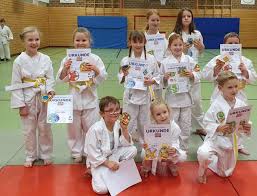 Kinder und jugendliche hatten hier auch die gelegenheit sich an judoübungen auszuprobieren. Schwimm Und Sportverein Marl Hamm E V 1968 Kinder Judo Abteilung