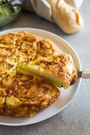 Tortilla De Patatas Recipe Easy Spanish Recipes Spanish Omelette Recipes