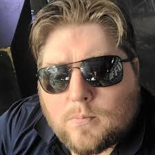 Linda Reyes (@LindaReyes14)