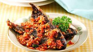 Memasaknya pun menjadi tak segan walaupun aromanya menyebar ke seluruh penjuru. Terungkap Cara Bikin Bumbu Balado Ala Padang Yang Medok Dan Nendang Gurihnya Tribunnews Com Mobile