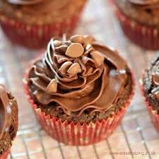 Easy Chocolate Cupcakes Recipe Recipe Easy Chocolate Cupcake Recipe Cupcake Recipes Chocolate Easy Chocolate Icing Recipe