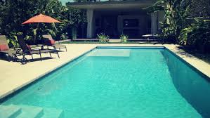 Vinyl liner pools vs fiberglass pools: Woodlands Pool Service Blog Swan Point Pools