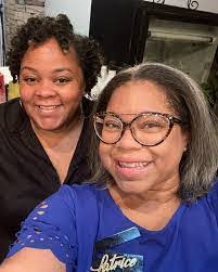 Deanna Fulmore's Instagram, Twitter & Facebook