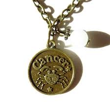 La Pierre De Lune Site De Bijoux Fantaisie Tendance Francais S Embellir Avec Elegance Pierre De Lune Site De Bijoux Marque De Bijoux