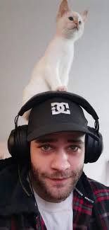 I'm pretty sure Azrael already has the catitude if I fits, I sits!