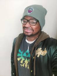 Happy birthday to one and only Christopher Swindle. He is best known for  playing Jack Hanna in Baki, Ryuken Ishida in Bleach: Thousand-Year Blood  War, Arthur Rimbaud in Bungo Stray Dogs, James