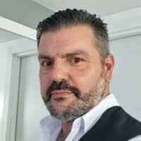 100+ perfiles de «Rubén Adrián»