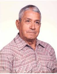 Andrea Curiel's Instagram, Twitter & Facebook