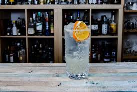 Rezept Fur Den Tom Collins In 2020 Cocktailkirsche Tom Collins Cocktail