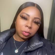 Amy Luciani claims Dwight Howard declined to sign a prenup but she doesn't  want anything from him despite recently filing for divorce. Thoughts? 👀😩