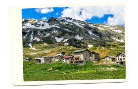 It's getting colder and there are less tourists around. The Best Time To Travel To Switzerland The Blonde Abroad