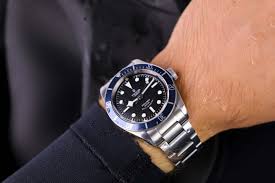 Montres tudor sa is a swiss manufacturer of luxury wristwatches based in geneva. How To Remove The Bezel On Tudor Black Bay Step By Step Millenary Watches