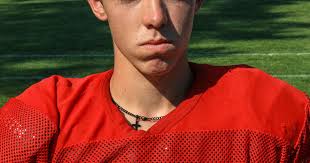 Prep Football: Elkton whips North Lake, 45-6