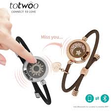 Long-Distance Bff Touch Bracelets | Popsugar Smart Living