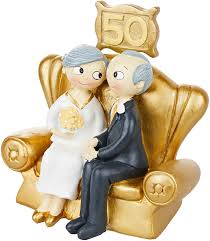 No todos pueden llegar a esta fecha, por lo que de la misma manera, llegar hasta los 50 años de casados, también es un proceso que no es tan sencillo, sobre todo en la época. Mopec Figura Pastel Pop Fun Bodas De Oro 16x16 5cm Acrilico Dorado Amazon Es Hogar