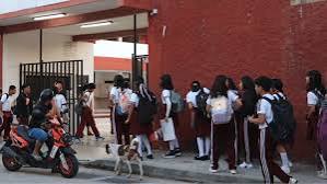 Miles de estudiantes regresan a las aulas en Quintana Roo para el ciclo escolar 2026-2027