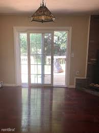 3 br, 1 bath apartment 81 dean street