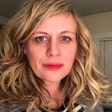 Nadine Gross's Instagram, Twitter & Facebook